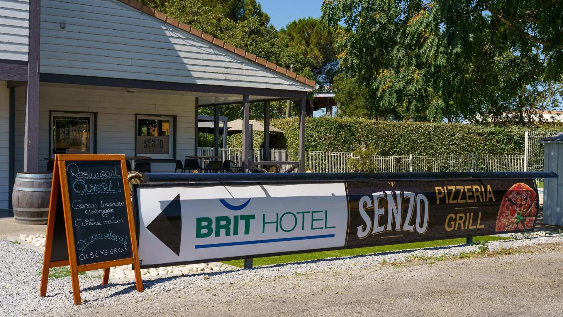 ***  Brit Hotel Confort Manosque Cadarache France